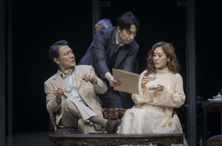 [Herald Review] 'The Cherry Orchard' reflects loss hidden beneath laughter