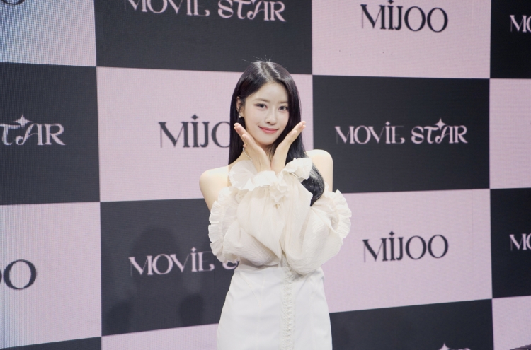 Mijoo breaks out solo with 'Movie Star'