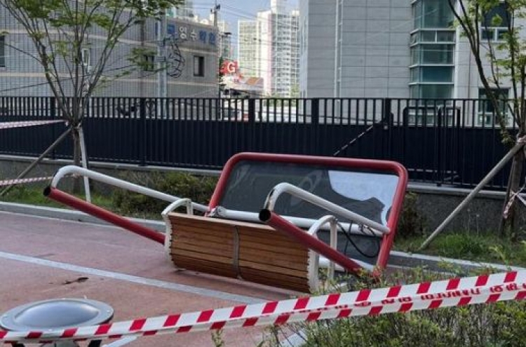 Child dead after playground bench swing breaks