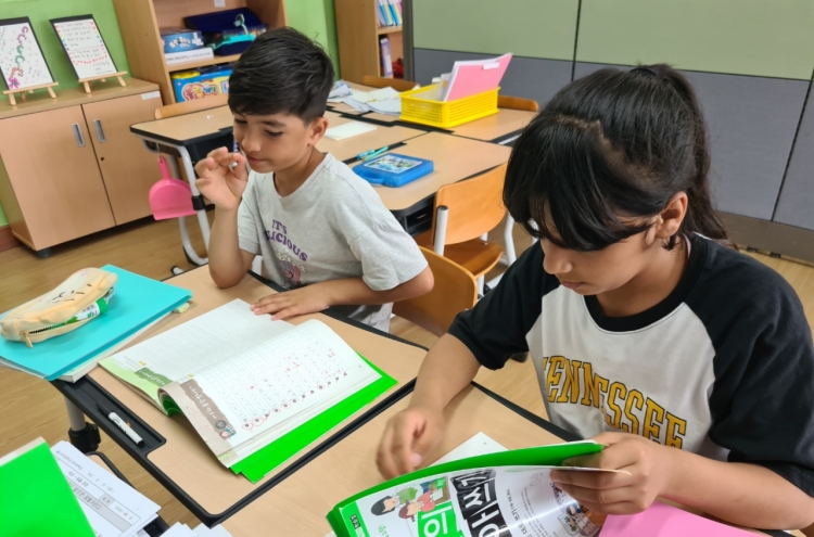 [Hello Hangeul] Multilingual generation rising: Migrant children growing presence at schools