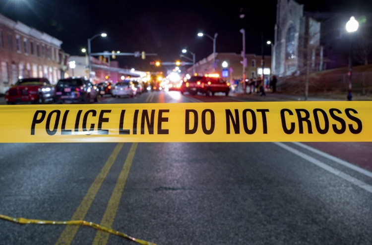 Baltimore block party shooting leaves 2 dead and 28 injured