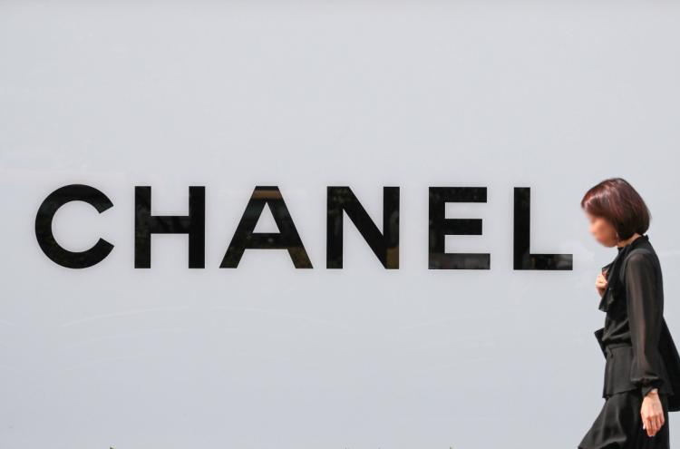 After record earnings, large-scale walkout looms at Chanel Korea