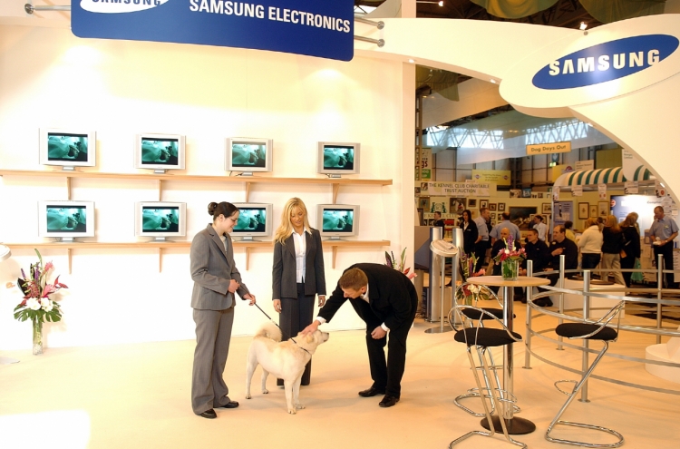 Late Samsung chairman’s Jindo dog project gets spotlight