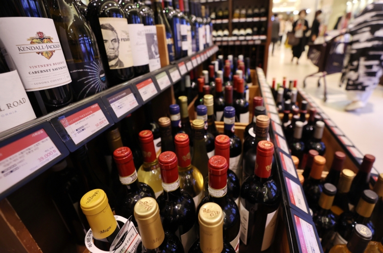 [Photo News] Wine imports double