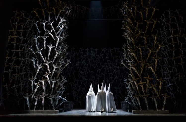 [Herald Interview] Alex Olle’s realistic reimagination of opera ‘Norma’ keeps art form alive