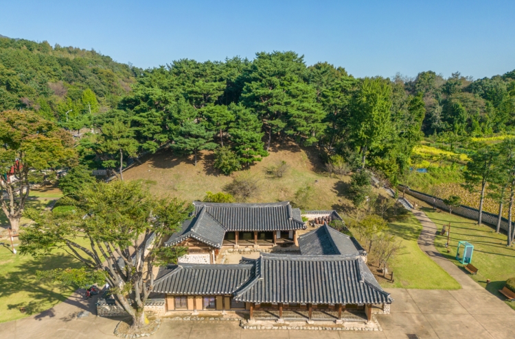 Journey to Joseon scholars' timeless dwellings