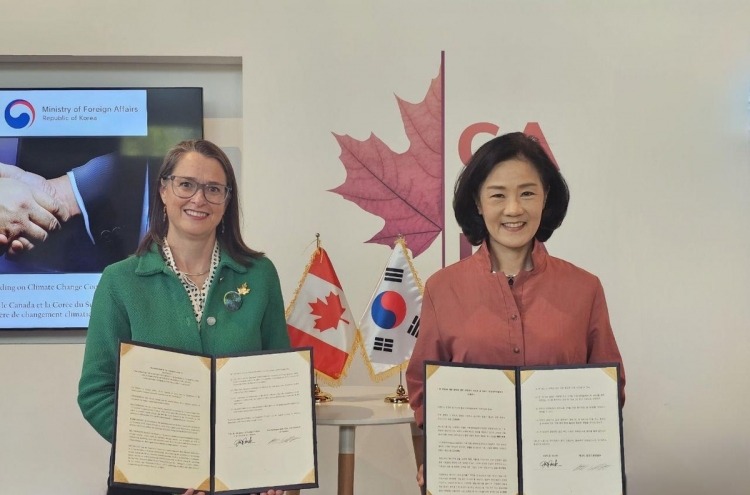 S. Korea, Canada sign MOU on climate change cooperation