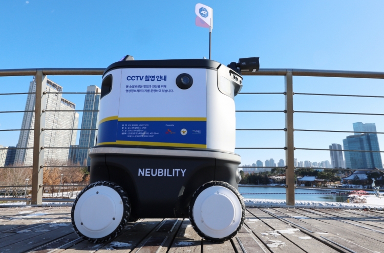 S. Korea to invest W3tr in robot industry by 2030