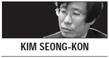 [Kim Seong-kon] Living in an affluent but socially poor society