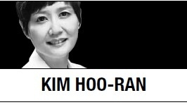 [Kim Hoo-ran] Culture sector falls victim to avarice of president’s confidante