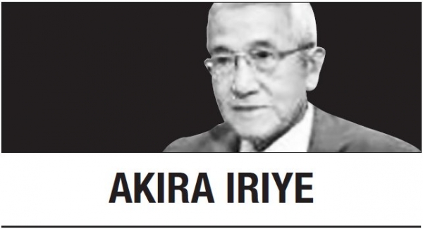 [Akira Iriye] Japan’s global emperor exits the stage