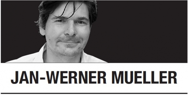 [Jan-Werner Mueller] Christian democracy or illiberal democracy?