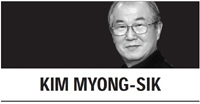 [Kim Myong-sik] Park stirs up politics in epidemic-stricken nation