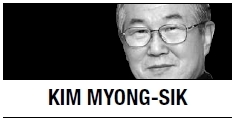 [Kim Myong-sik] In defense of a dead president over NLL remarks