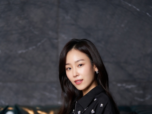  K-drama star Seo Hyun-jin nervous to present movie ’Cassiopeia‘