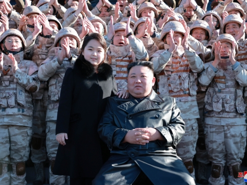 N. Korean leader visits barracks with his daughter to mark army founding anniv.