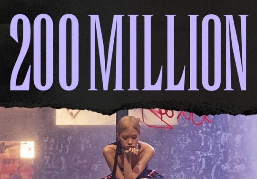  Blackpink’s Rose tops 200m views with solo music video