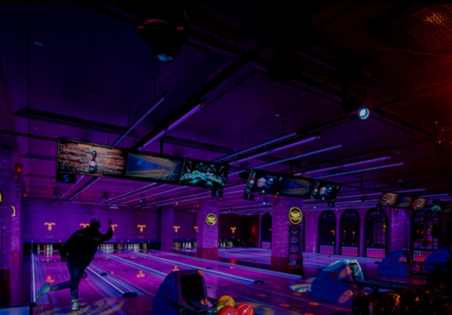 [Well-curated weekend] Bowling night, Netflix binge, topped off with ramen just the way you like it