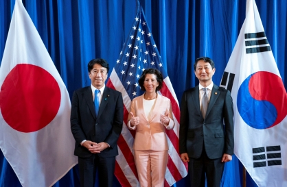 Korea, US, Japan to prioritize chips, battery supply chain resilience