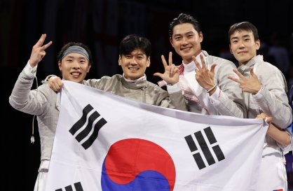 S. Korea wins 3rd consecutive gold in men's sabre fencing team event