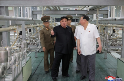 N. Korea publicly discloses uranium enrichment facility for 1st time