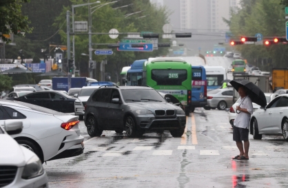 Nearly 5,000 vehicles flooded due to heavy rain