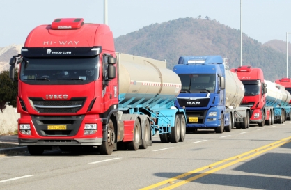 Cabinet defers another back-to-work order as truckers' strike loses steam