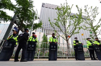 Are Korean police officers underprotected?