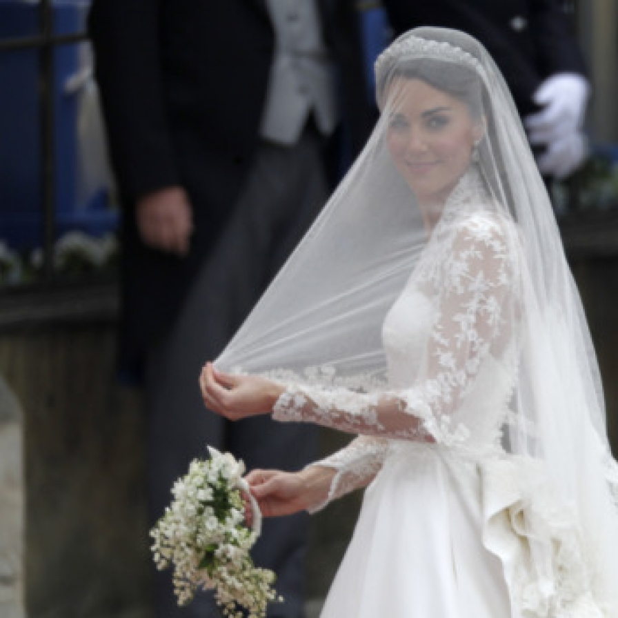 Sarah Burton is designer of royal wedding dress