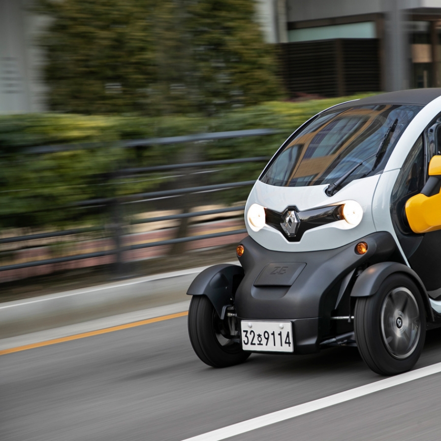 Renault Samsung sponsors ECCK’s fundraising race contest with Twizy