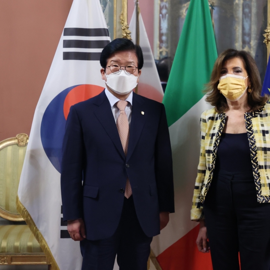 Assembly speaker urges Italy to include Korea in COVID ‘Green Pass’ travel list