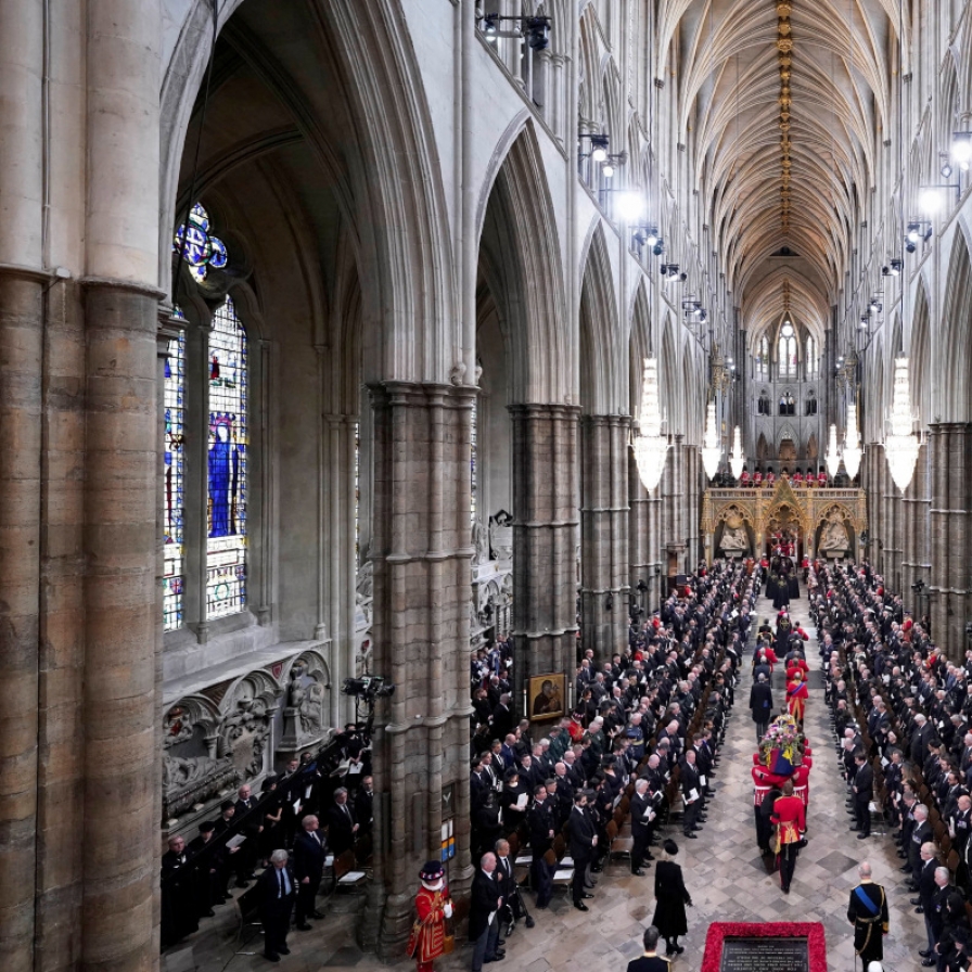 Britain and the world say farewell to Queen Elizabeth II