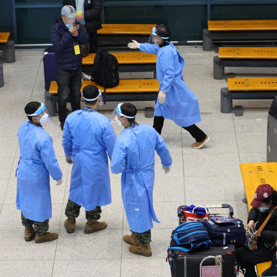 S. Korea's COVID-19 cases fall below 80,000 amid resurgence woes