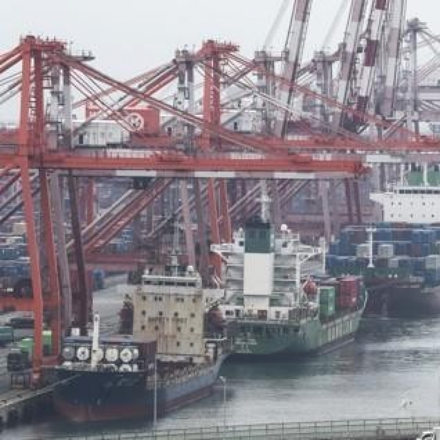 S. Korean economy avoids recession in Q1; outlook dims amid weak exports