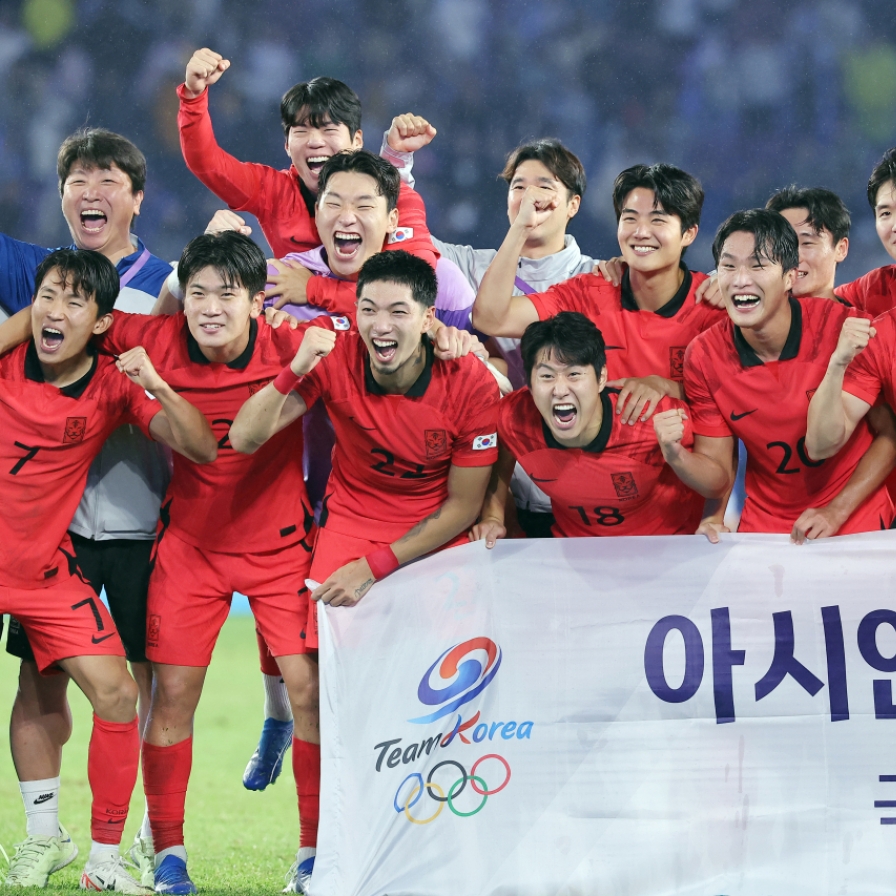 Japan to meet North Korea, South Korea face China in World Cup