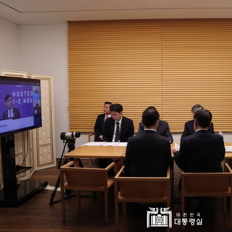 Yoon, British PM say AI Seoul Summit will discuss innovation, safety, inclusivity