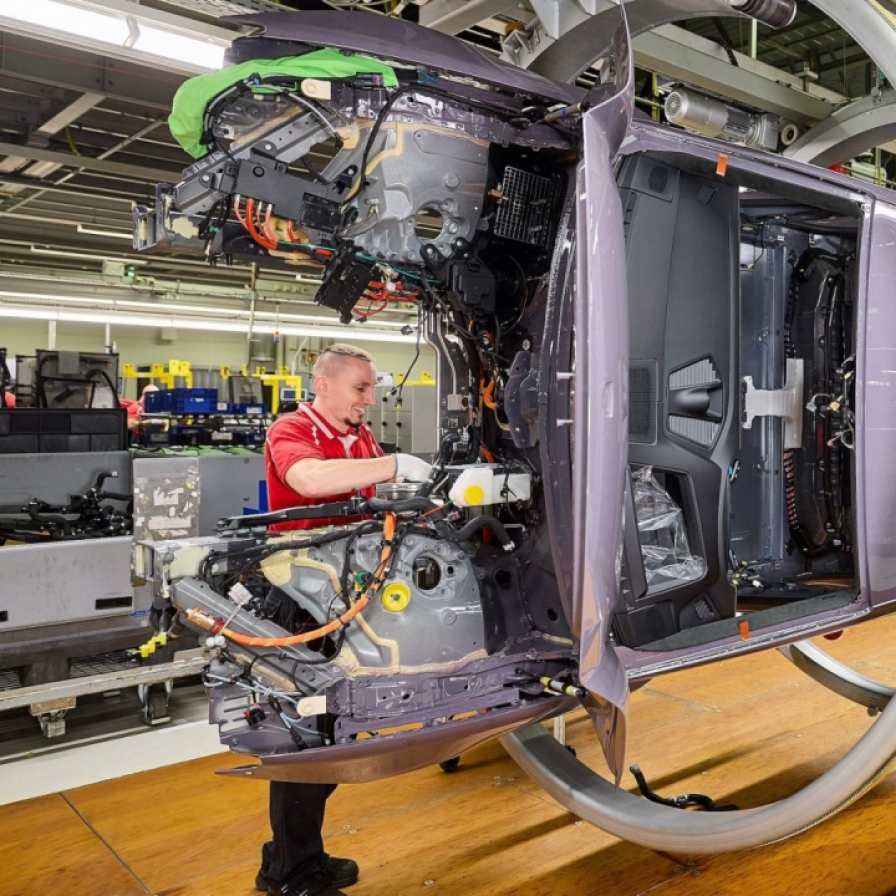 [From the Scene] Porsche’s Leipzig plant shines with people-first orientation