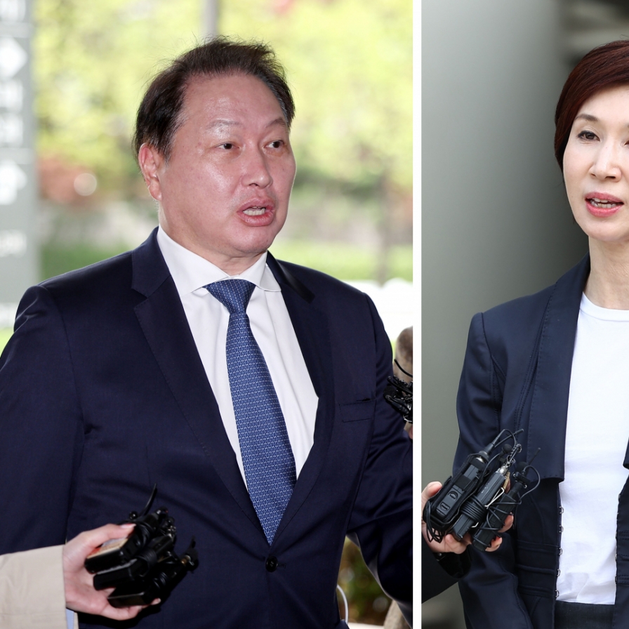 How will Chey’s W1.3tr divorce settlement affect SK’s shareholding structure?