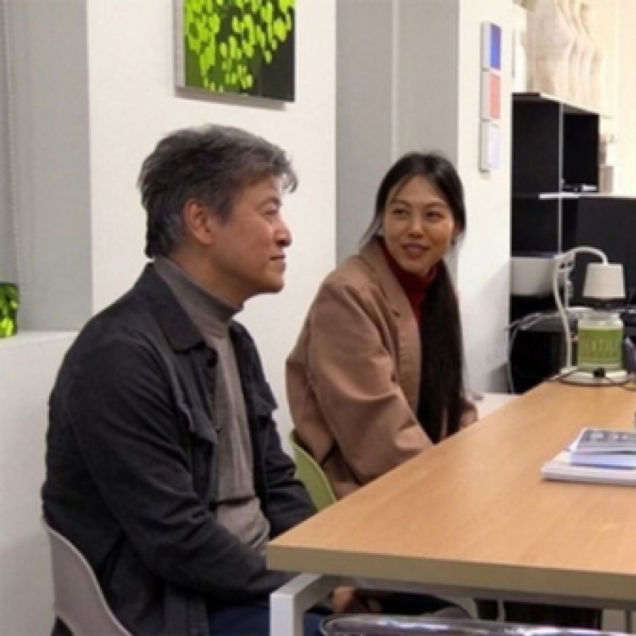 Hong Sang-soo’s ‘By the Stream’ to compete at  Locarno Film Festival