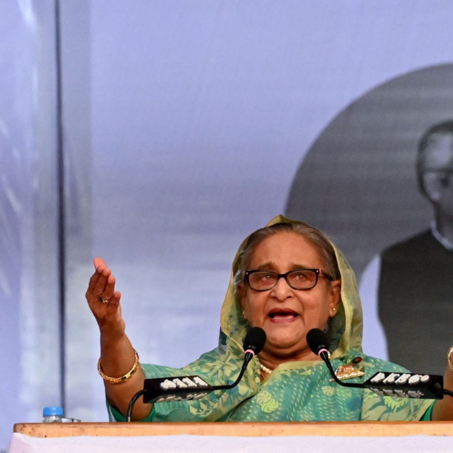 Prime Minister Sheikh Hasina resigns and leaves Bangladesh, ending 15-year rule