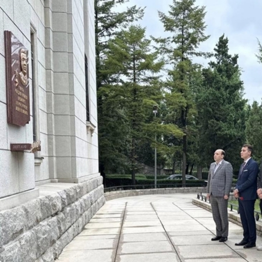 Russian students return to N. Korea after 4-year hiatus over COVID-19