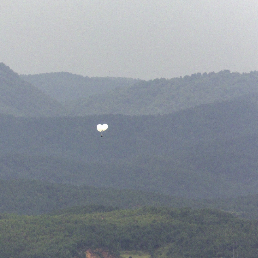 NK sends over 1,000 trash balloons to S. Korea in last 5 days