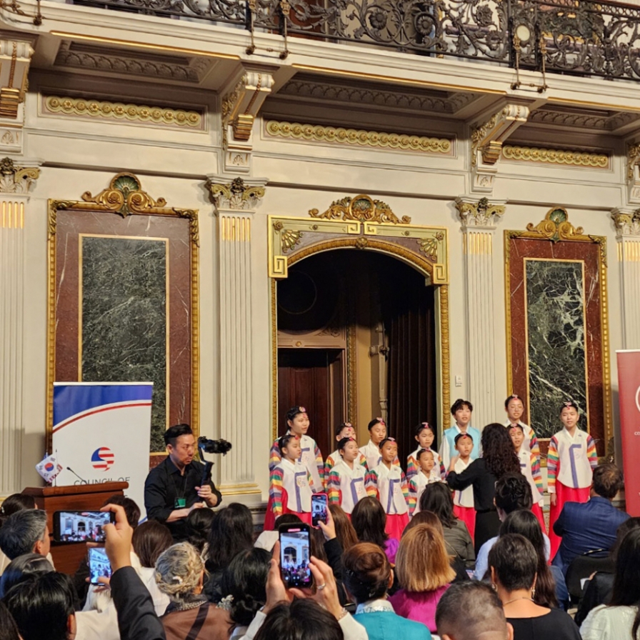 Biden, Harris offer congratulatory messages at first-ever White House Chuseok reception