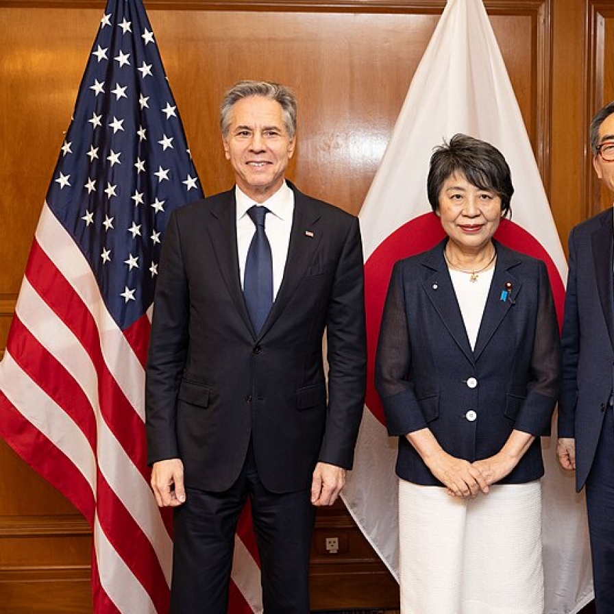 Top diplomats of S. Korea, US, Japan to hold talks in New York