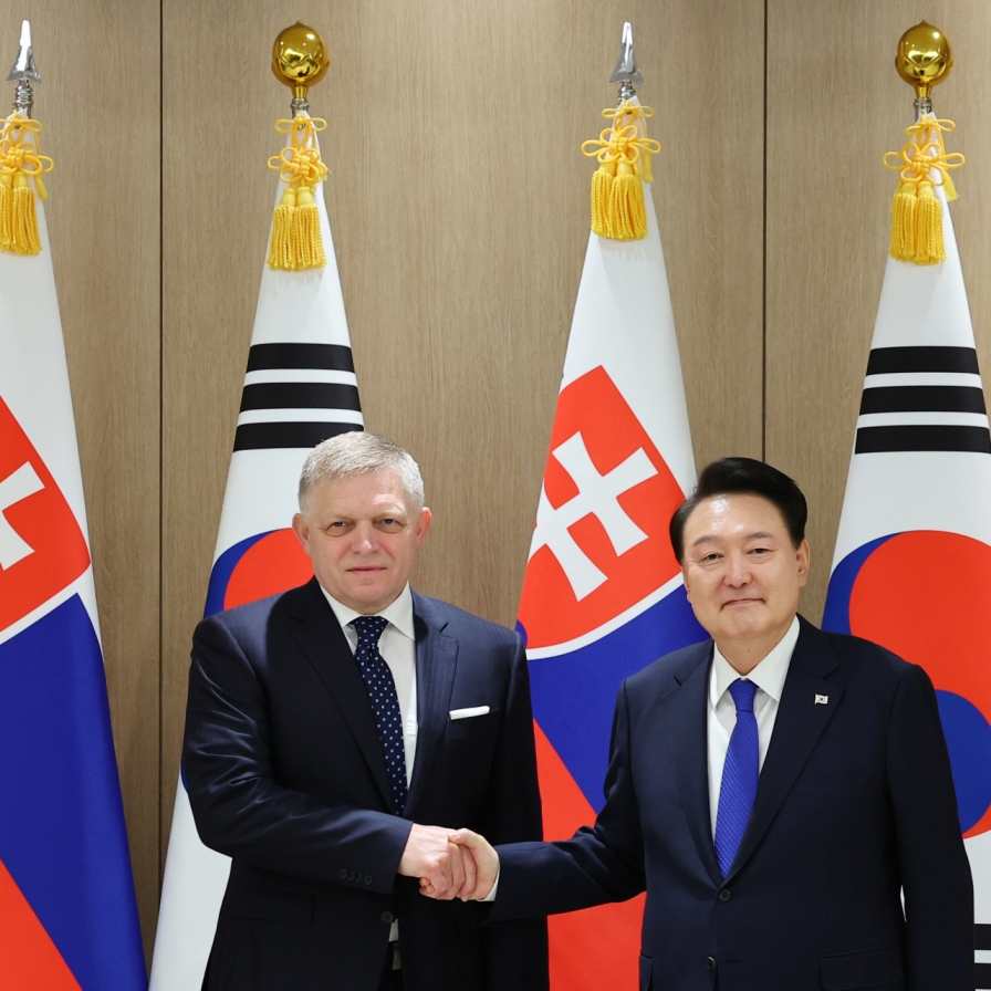 Korean firms tap growth of nuclear power, defense in Slovakia