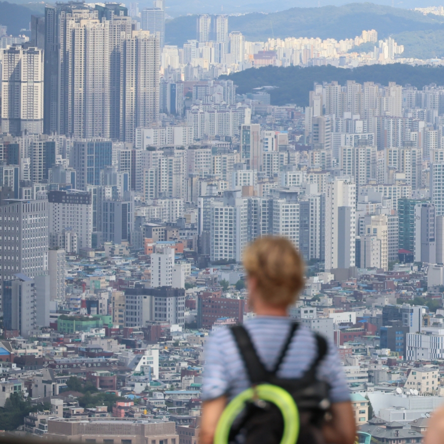 Market uncertain on Korea's October rate cut despite slowed inflation