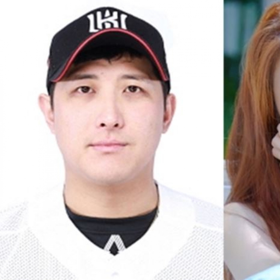 Baseball star Hwang Jae-gyun, T-ara's Jiyeon file for divorce mediation