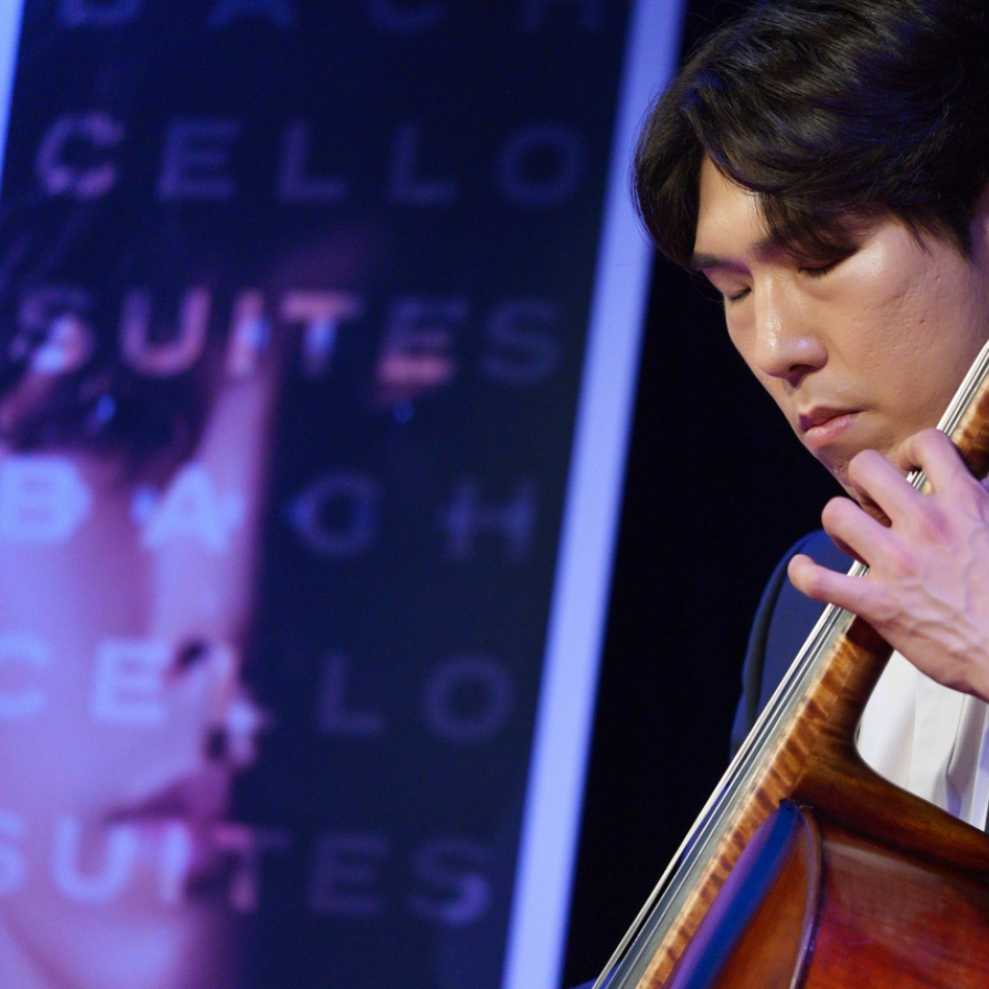 [Herald Interview] Cellist Mun Tae-guk takes up challenge of Bach Cello Suites earlier than expected