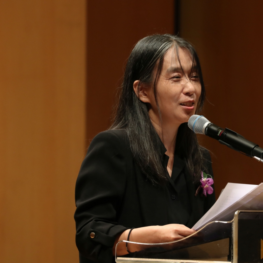 Han Kang says she wants to 'meet readers through writing' in her 1st public speech since winning Nobel Prize