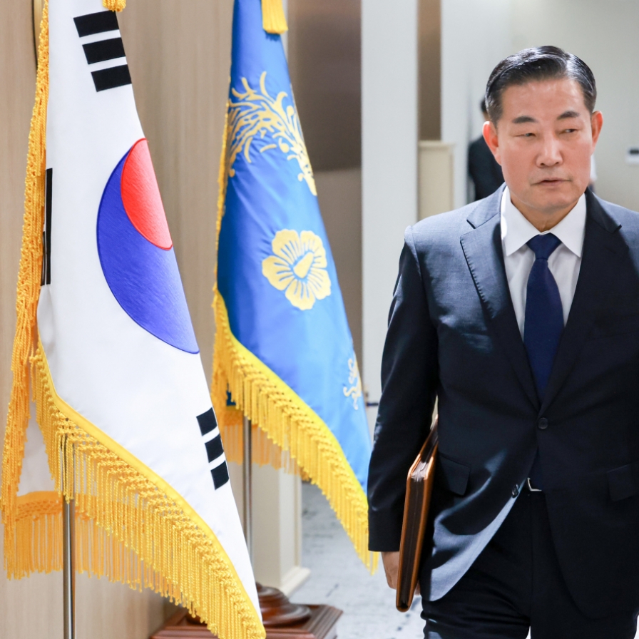 Yoon's national security adviser in Washington for three-way talks: Seoul